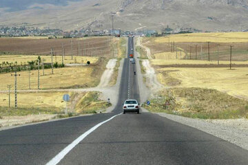 امام جمعه ابهر: حادثه خیزی جاده ابهر - قیدار از نگرانی‌های جدی در منطقه است