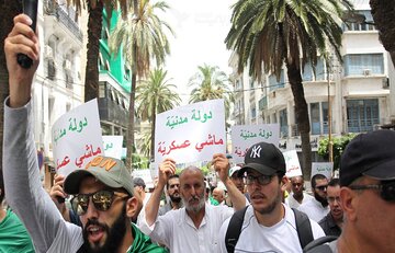 ادامه اعتراضات مردم الجزایر در بیستمین هفته متوالی