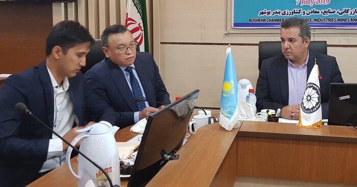 ایرنا نشست فعالان اقتصادی استان بوشهر با رئیس کنسولگری کشور قزاقستان در بندرعباس