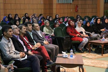 پاسداشت نویسنده قصه های خوب برای بچه های خوب در فارس 

