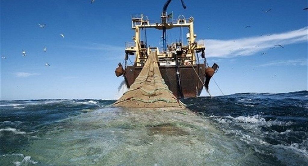 خلیج فارس جای خلاف‌کاران نیست