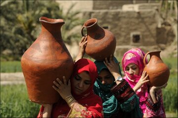 جادویی از آب و خاک به نام سفال ایرانی