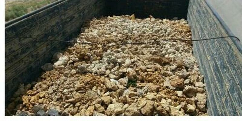 کشف بیش از ۳ تن سنگ معدن قاچاق در اسفراین  