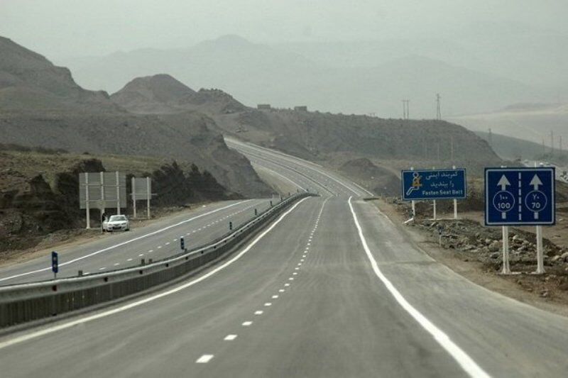 ۶ میلیارد ریال برای خط کشی جاده های استان مرکزی هزینه شد