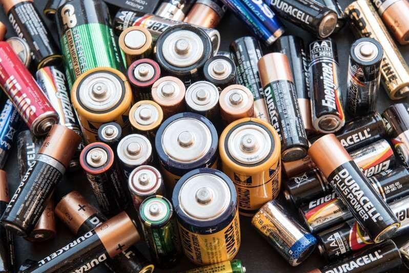 باتری‌های فرسوده برای اولین بار در سمنان از زباله تفکیک می‌شود