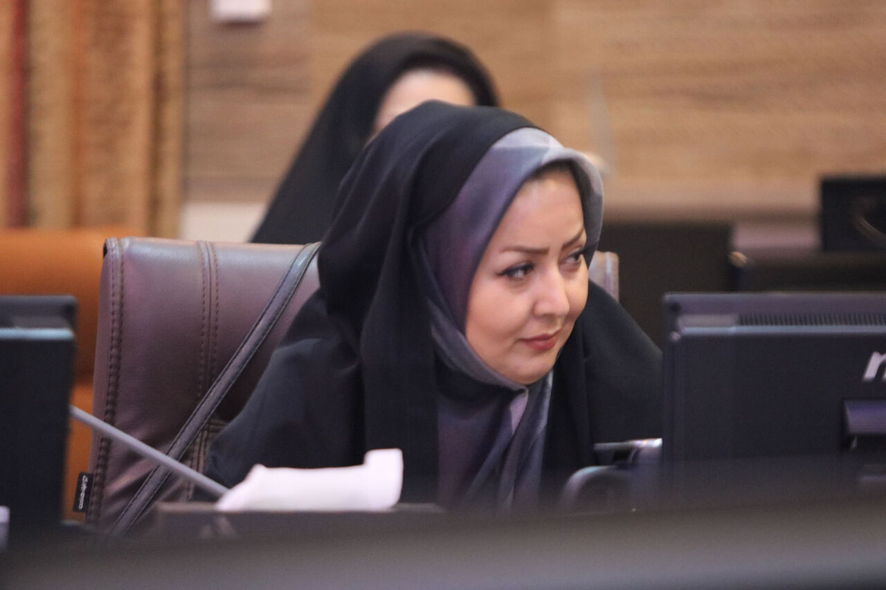 وضعیت ساخت برج های دوقلو کمیته امداد امام خمینی (ره) در نزدیکی عمارت تاریخی «نورمهال» در صحن شورای اسلامی شهر همدان با حضور مسئولان بررسی شد.
عکس از:جواد همدانی وضعیت ساخت برج های دوقلو کمیته امداد امام خمینی (ره) در نزدیکی عمارت تاریخی «نورمهال» در صحن شورای اسلامی شهر همدان با حضور مسئولان بررسی شد.
عکس از:جواد همدانی
