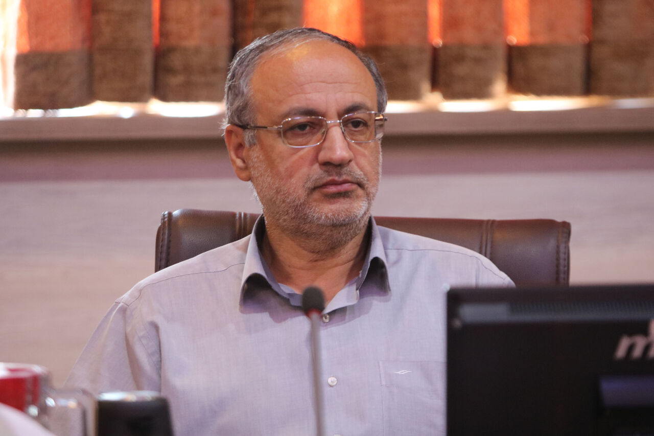 وضعیت ساخت برج های دوقلو کمیته امداد امام خمینی (ره) در نزدیکی عمارت تاریخی «نورمهال» در صحن شورای اسلامی شهر همدان با حضور مسئولان بررسی شد.
عکس از:جواد همدانی وضعیت ساخت برج های دوقلو کمیته امداد امام خمینی (ره) در نزدیکی عمارت تاریخی «نورمهال» در صحن شورای اسلامی شهر همدان با حضور مسئولان بررسی شد.
عکس از:جواد همدانی