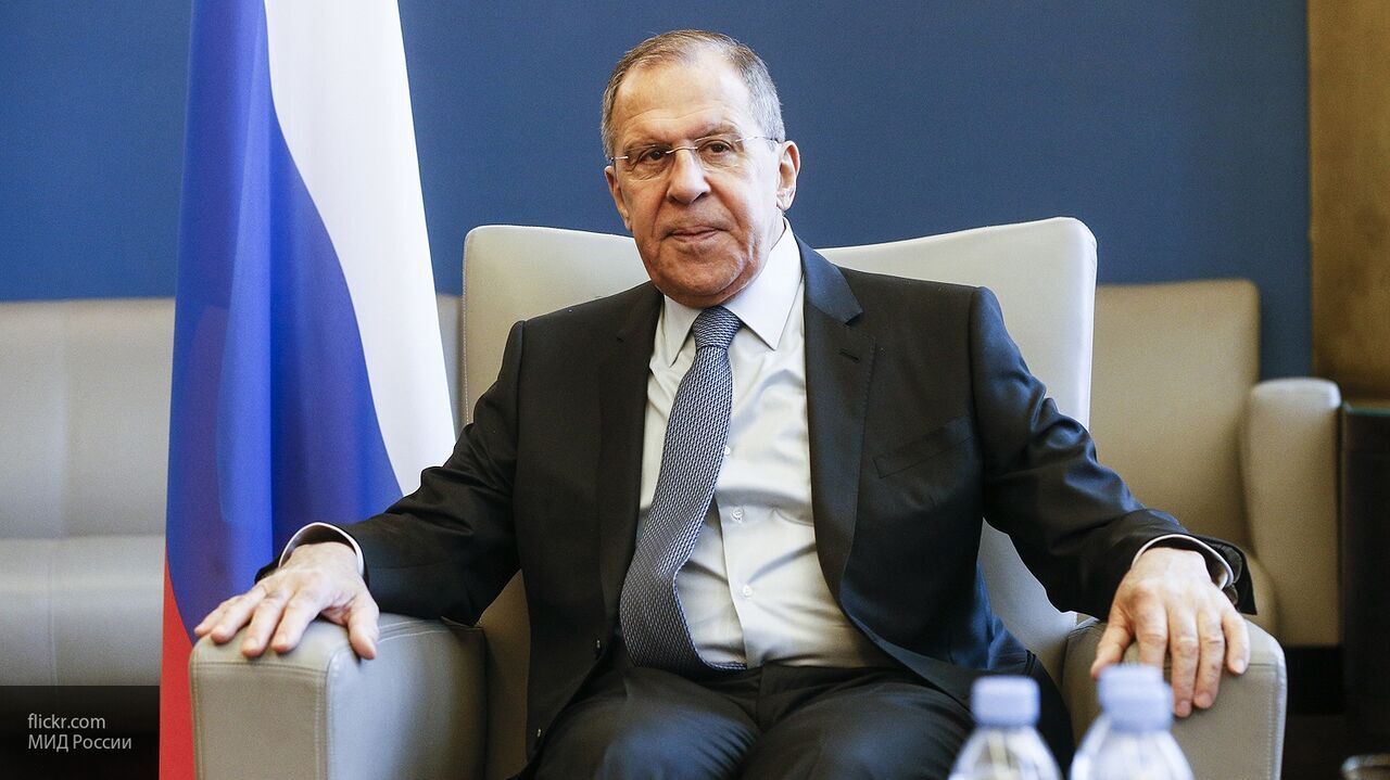 لافروف يؤكد على توسيع آلية اينستكس لتشمل صادرات النفط الايراني لافروف يؤكد على توسيع آلية اينستكس لتشمل صادرات النفط الايراني