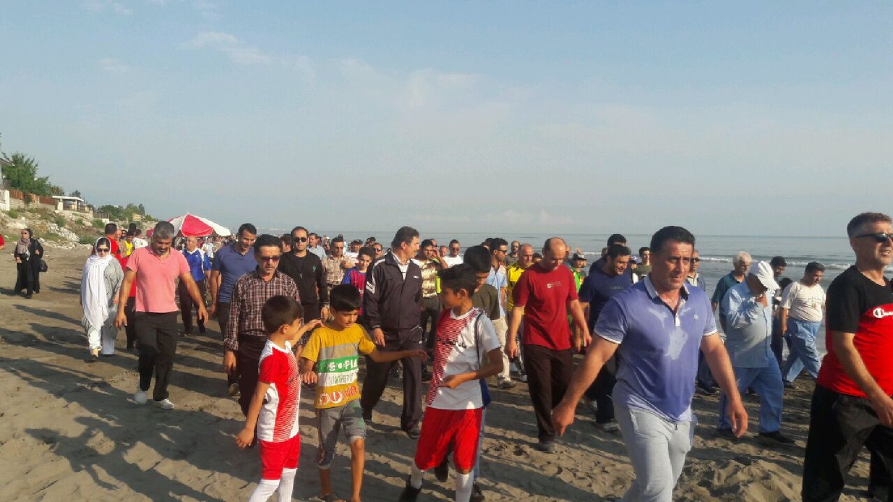 همایش پیاده روی خانوادگی در نشتارود تنکابن همایش پیاده روی خانوادگی در نشتارود تنکابن