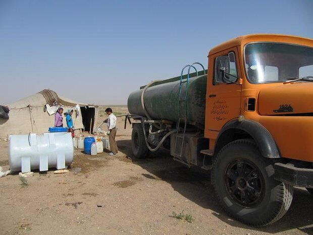 آبرسانی سیار به برخی از مناطق عشایری چهارمحال و بختیاری از سرگرفته شد