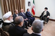نایب رئیس دفتر سیاسی حماس و هیات همراه با رهبر انقلاب اسلامی دیدار کردند
