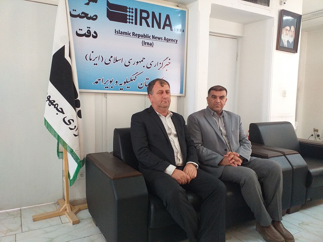 بازدید معاون درمان تامین اجتماعی از دفتر ایرنا یاسوج بازدید معاون درمان تامین اجتماعی از دفتر ایرنا یاسوج