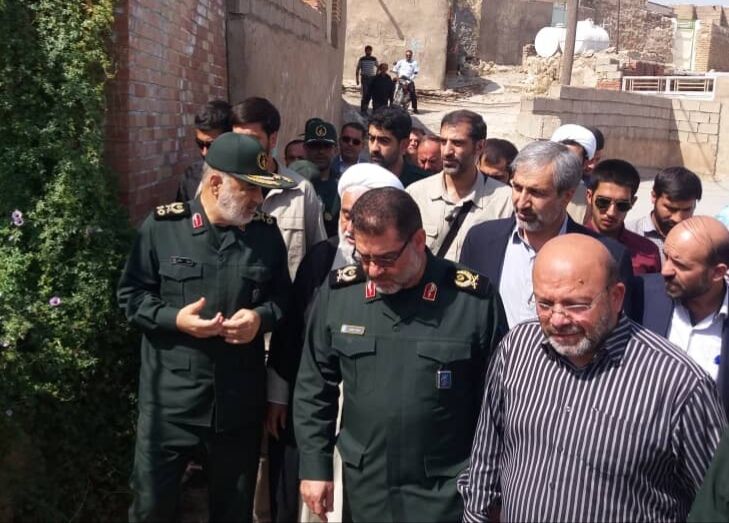 فرمانده کل سپاه از مناطق زلزله زده مسجدسلیمان بازدید کرد&nbsp;