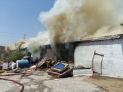 آتش سوزی گسترده کارگاه مبل در بجنورد مهار شد