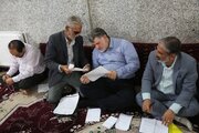 مدیران پای میز خدمت