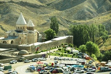 Christian Badarak religious ceremony held in Iran's Urmiya