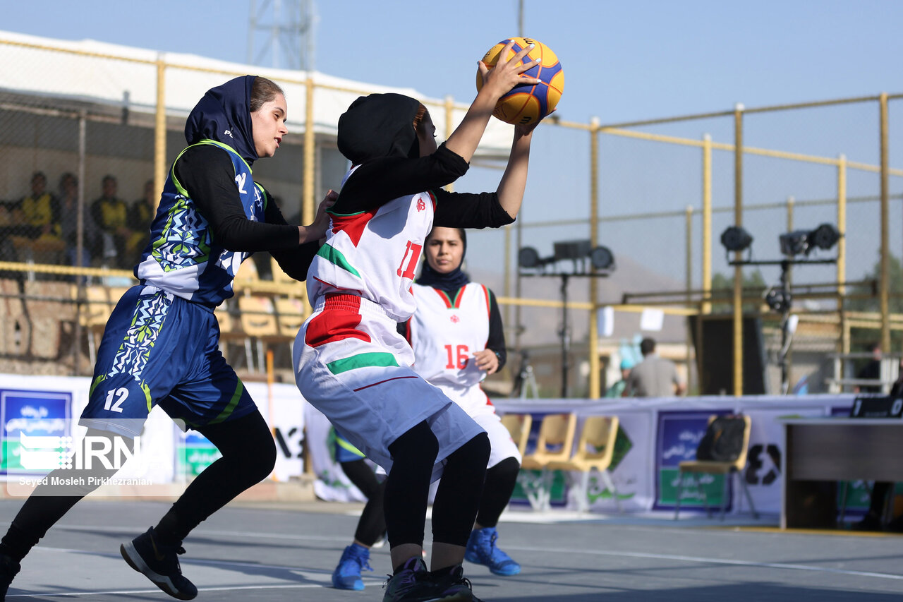 اعزام تیم بسکتبال ۳نفره دانشگاه آزاد دختران به لیگ جهانی 