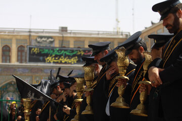 عزاداری خادمان حرم حضرت معصومه (س) در سالروز شهادت جواد الائمه (ع)