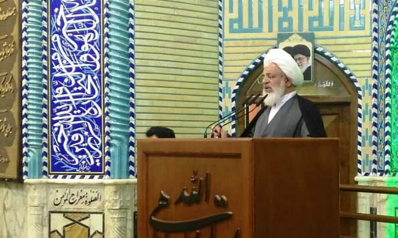 امام جمعه یزد: تحریم ظریف، سودی برای آمریکا ندارد 