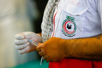 ۴۰۰ کادر پزشکی در ایام تشریق به زائران ایرانی بیت الله الحرام خدمات رسانی می کنند