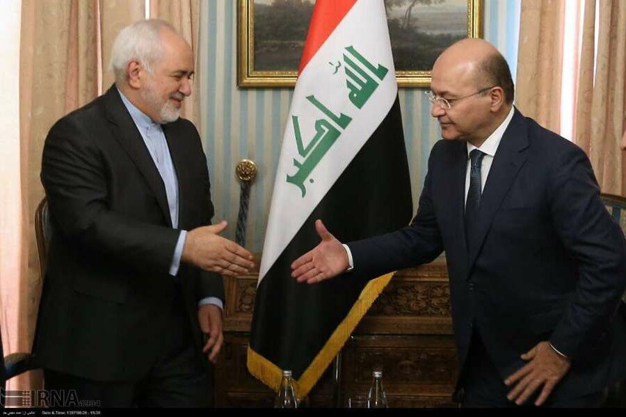 سفير إيران في بغداد: الولايات المتحدة غاضبة من نجاحات ظريف في تعزيز الدبلوماسية سفير إيران في بغداد: الولايات المتحدة غاضبة من نجاحات ظريف في تعزيز الدبلوماسية