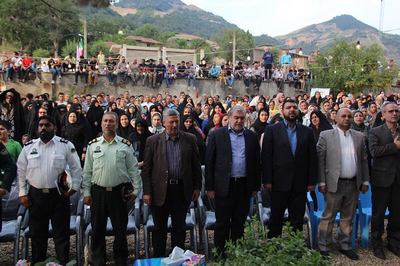 جشنواره فرهنگ و اقتصاد روستا در مینودشت برگزار شد