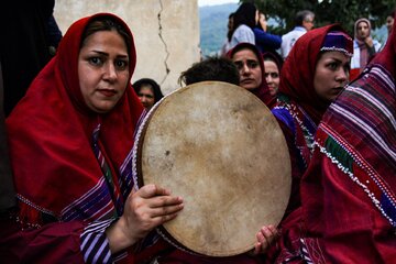 جشنواره تابستانه فرهنگ و اقتصاد روستا تحت عنوان امید با برنامه ریزی اداره کل امور روستایی استانداری گلستان و با هدف دیده شدن ظرفیت های روستاها و تزریق شادی به جامعه در ۲۳ روستا از ۱۳ مرداد ماه تا ۸ شهریور برگزار شود که روستای لیسه مینودشت به عنوان اولین روستا این جشنواره را برگزار کرد.