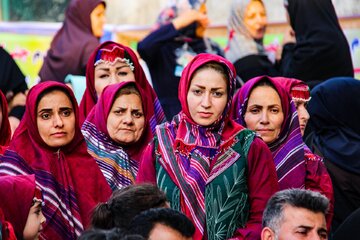 زنان مینودشت همچون دیگر مناطق گلستان در همه صحنه های فرهنگی، اجتماعی و اقتصادی بویژه تولید روستا نقش موثر و مداوم دارند 