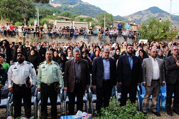 حضور مسوولان استان گلستان و شهرستان مینودشت در جشنواره روستایی