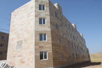 روند ساخت و ساز پروژه 300 واحدی مسکن مهر قصرشیرین