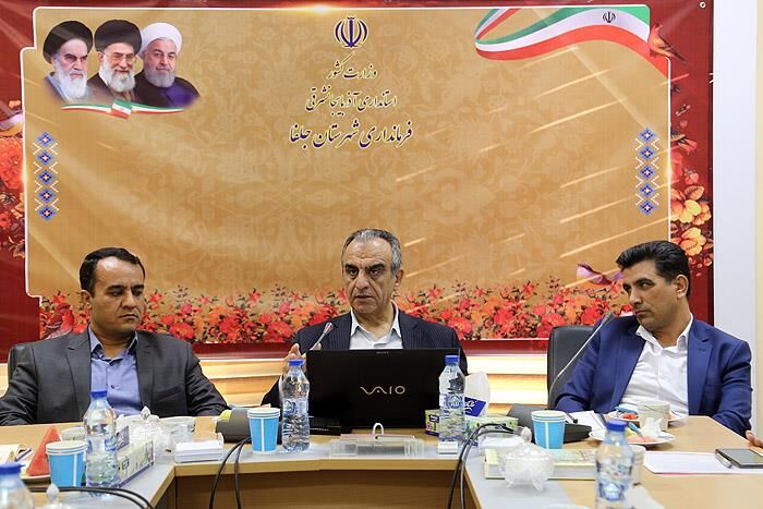 تسلط نداشتن کارگزاران بر قوانین معضل اصلی نظام اداری است تسلط نداشتن کارگزاران بر قوانین معضل اصلی نظام اداری است