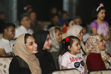 جشن مردمی روز خبرنگار در شیراز