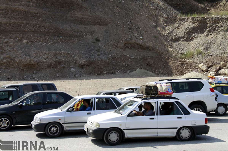 تردد وسایل نقلیه در محور چالوس و آزاده راه تهران-شمال ممنوع شد