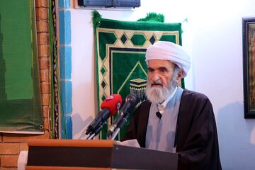 امام جمعه سنندج: حرفه‌آموزی جوانان مورد تاکید بیشتری قرار گیرد