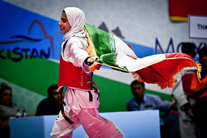 فتيات إيران يتوجن ببطولة العالم للتايكوندو
فتيات إيران يتوجن ببطولة العالم للتايكوندو