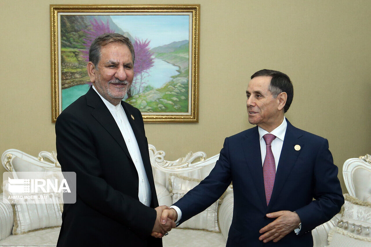 Jahangiri says no road-block in Iran-Azerbaijan ties