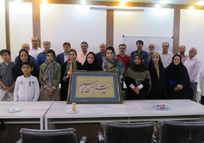 هنر خوشنویسی دشتی  سابقه دویست ساله دارد