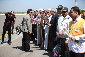 نخستین پرواز بازگشت حجاج کشور در ساری به زمین نشست