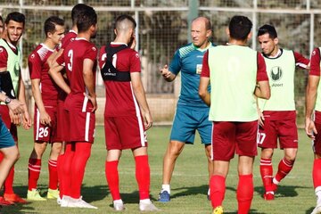 کالدرون قراردادش را با پرسپولیس ثبت کرد