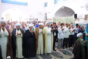  کارکنان اداری مهریز با «آداب و اسرار نماز» آشنا می‌شوند