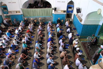 نماز عید غدیر در یزد برگزار شد
