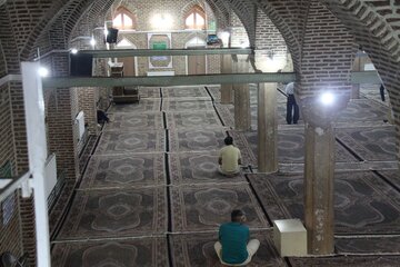 مسجد جامع مهاباد یادگار دوران صفویه