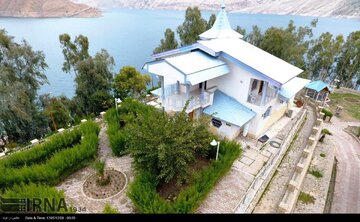 "Kushk" tourism and recreation island in Iran's Andika County