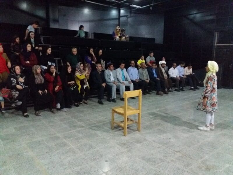 نقالی و شاهنامه خوانی یادآور هویت راستین ایرانی است