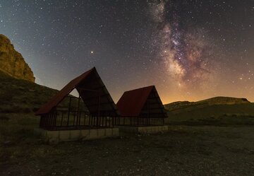 کهکشان راه شیری برفراز دریاچه ارومیه