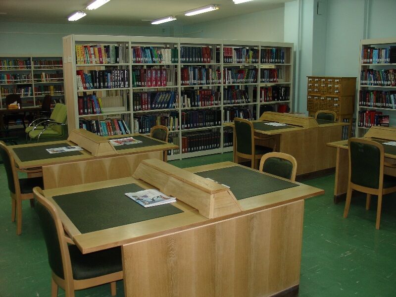 کتابخانه تخصصی جنگ در سنندج افتتاح شد