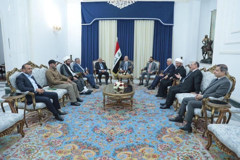 بغداد تشهد تزايد المطالب بشأن توقيع إتفاقية ستراتيجية مع طهران
بغداد تشهد تزايد المطالب بشأن توقيع إتفاقية ستراتيجية مع طهران