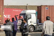 تردد ۱۲۴ هزار دستگاه کامیون از مرز بازرگان