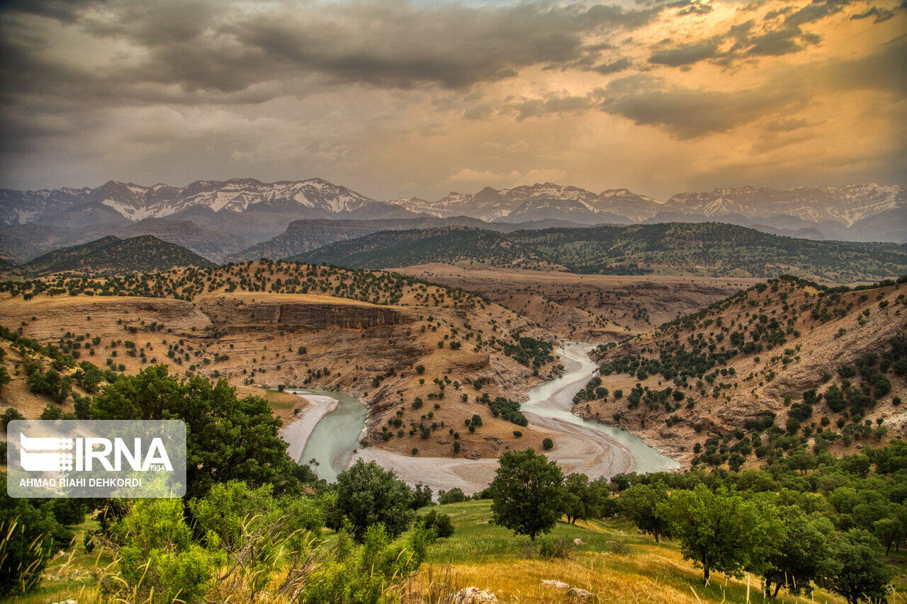 Kouhrang on slope of Zagros Mount: Beautiful with splendid weather 