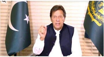 عمران خان: جهان باید از آنچه در کشمیر می گذرد، آگاه شود